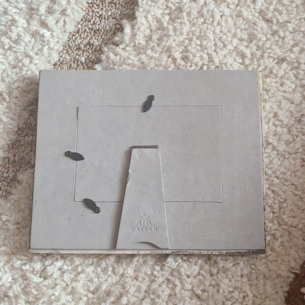Picture frame - Picture 2 of 5
